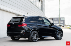 BMW X5 на дисках Vossen VFS-2