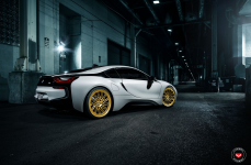 BMW i8 на дисках Vossen Forged LC-105T