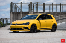 Volkswagen Golf R на дисках Hybrid Forged HF-1