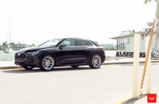 Audi Q8 на дисках Hybrid Forged HF-3