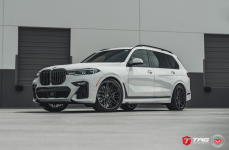 BMW X7M на дисках Vossen Forged EVO-5