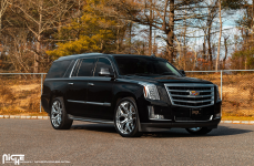 Cadillac Escalade на дисках Niche Vice