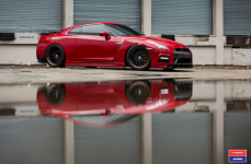 Nissan R35 GT-R на дисках Vossen x Work VWS-2