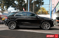 Mercedes GLE на дисках Hybrid Forged HF-5