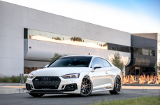 Audi RS5 на дисках 20
