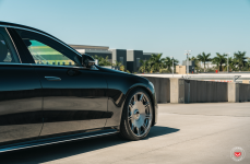 Mercedes S580 на дисках Vossen Forged VPS-312