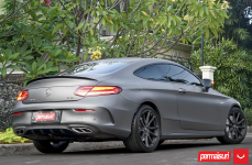 Mercedes C-Class на дисках Hybrid Forged HF-3