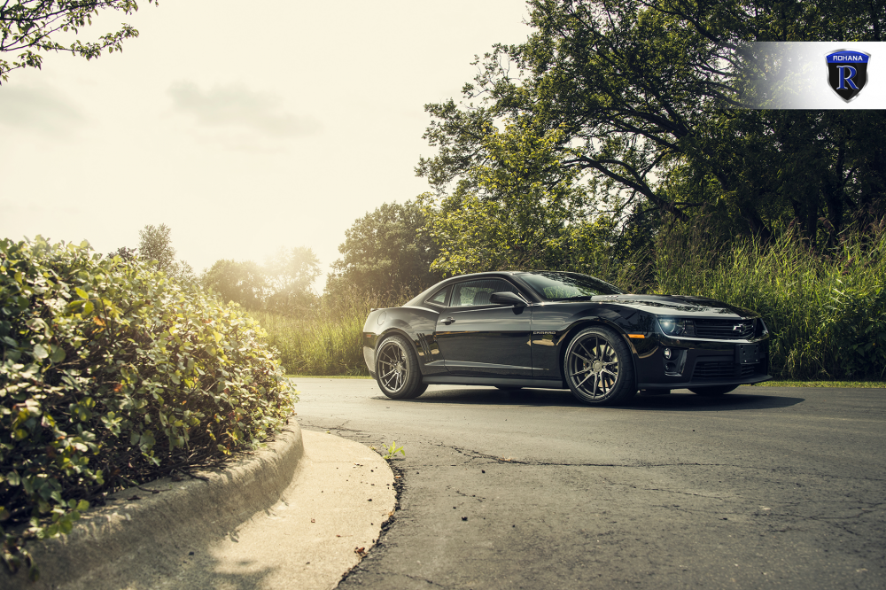 Chevrolet Camaro на дисках Rohana RF2