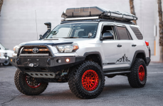 Toyota 4Runner на дисках Black Rhino Primm