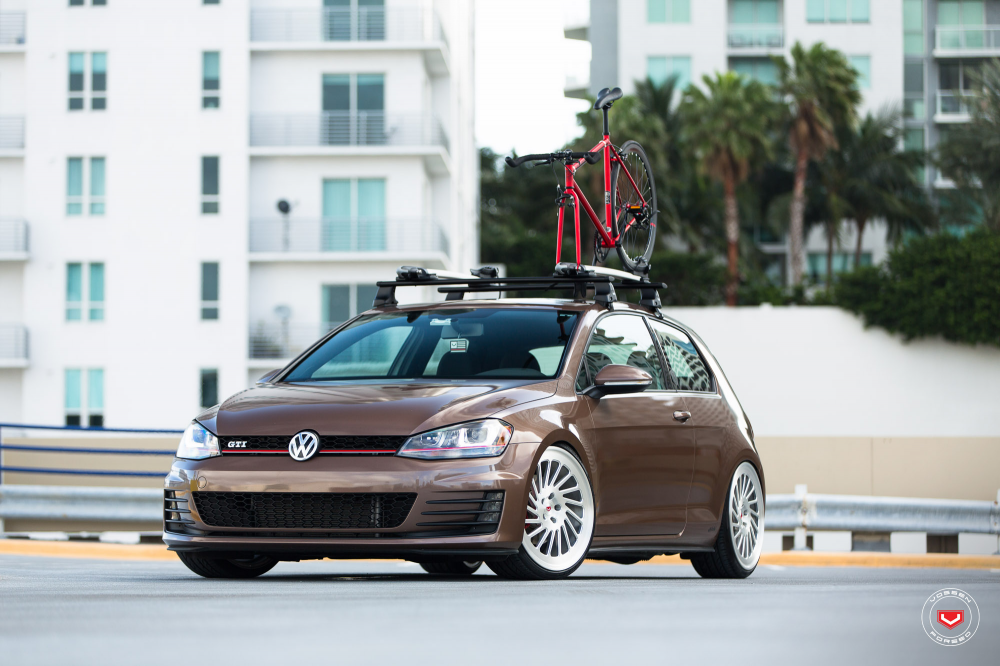 Volkswagen Mk7 GTI на дисках Vossen Forged LC-106T