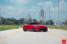 Nissan GTR на дисках Vossen VFS-6
