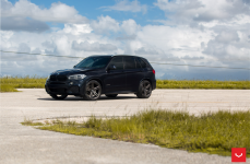BMW X5 на дисках Vossen Hybrid Forged HF-1