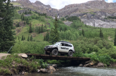 Lexus GX470 на дисках Black Rhino Armory