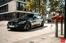 Mercedes-Benz C43 AMG на дисках Vossen CVT