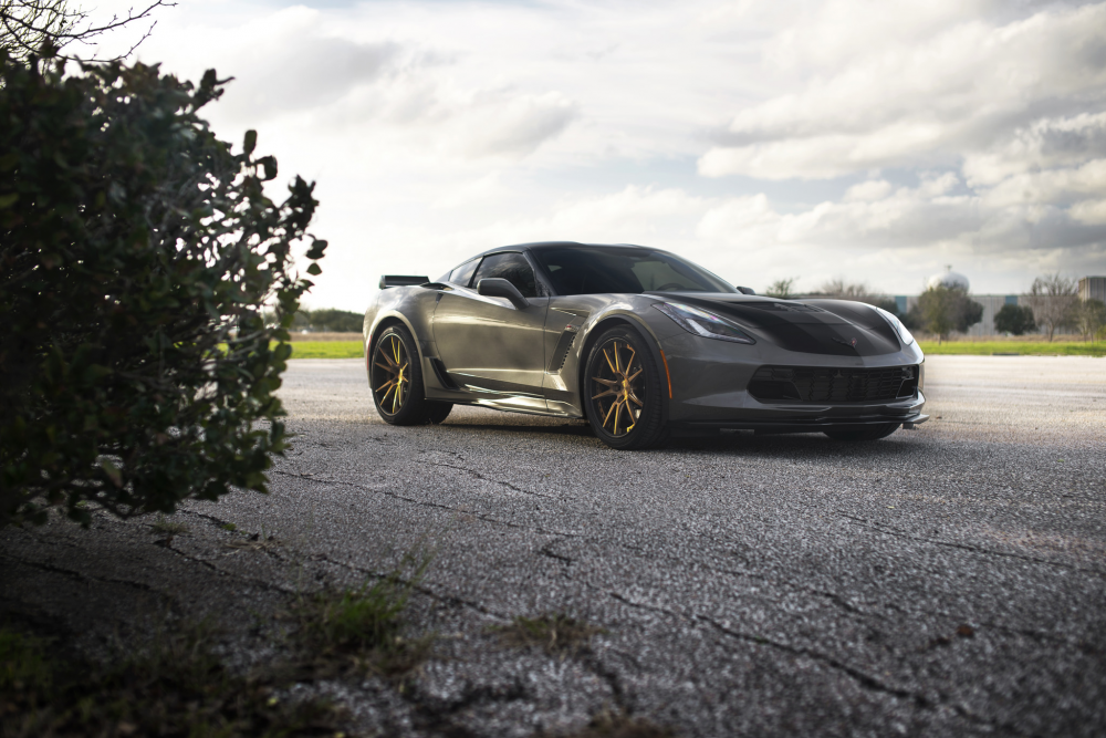 Z06 Corvette на дисках Niche Grand Prix