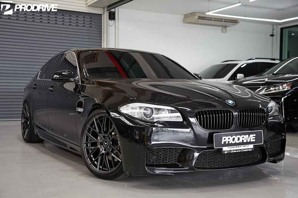 BMW F10 5 Series на дисках Vorsteiner V-FF 107 R20