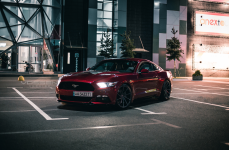 Ford Mustang на дисках Vossen CVT
