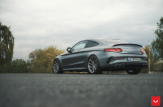 Mercedes Benz C63 S на дисках Vossen VFS-10