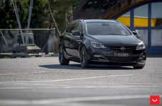 Opel Astra на дисках Vossen CVT