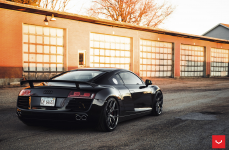 Audi R8 на дисках Hybrid Forged HF-5