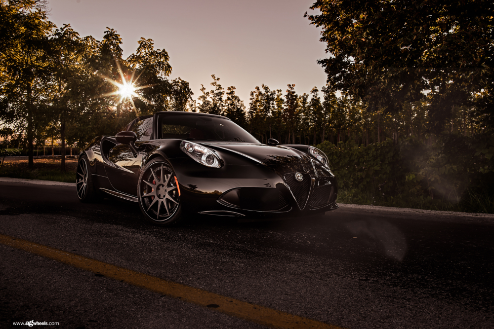 Alfa Romeo 4C на дисках Avant Garde F520