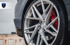 Chevrolet Corvette C8 на кованых дисках RFG13 