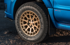 Subaru Forester на дисках Black Rhino Boxer