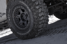 Toyota 4Runner на дисках Black Rhino Reno Beadlock