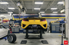 Acura NSX на дисках Hybrid Forged HF-4T