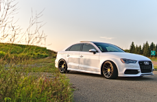 Audi A3 Sedan на дисках TSW Bathurst