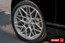 Range Rover Velar на дисках Urban Automotive x Vossen UV-1