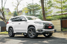 Mitsubishi Pajero Sport на дисках Vossen HF6-2