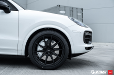Porsche Cayenne Turbo на дисках Vossen HF-3