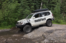 Lexus GX470 на дисках Black Rhino Armory