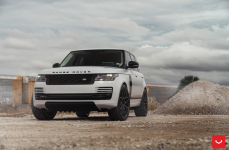Range Rover на дисках Vossen HF-2