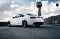 Audi RS5 на дисках Rohana RC7