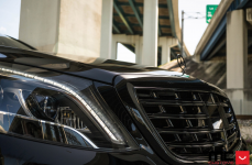 Mercedes S550 на дисках Vossen VFS-2