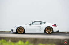 Porsche Cayman GT4 на дисках Vossen Forged LC-104