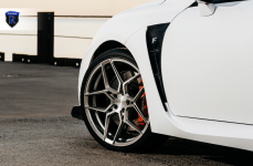 Lexus RCF на дисках RFX11 Brushed Titanium