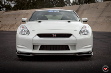 Nissan GT-R на дисках