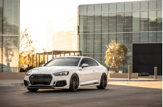 Audi RS5 на дисках 20