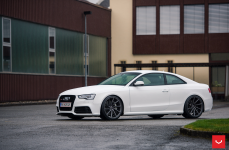 Audi RS5 на дисках Vossen CVT