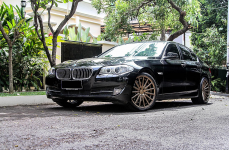 BMW 528i F10 на дисках Vossen VFS2