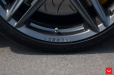Mercedes-Benz E63 на дисках Vossen VFS-5