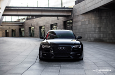 Audi S5 на дисках Vossen CV3-R