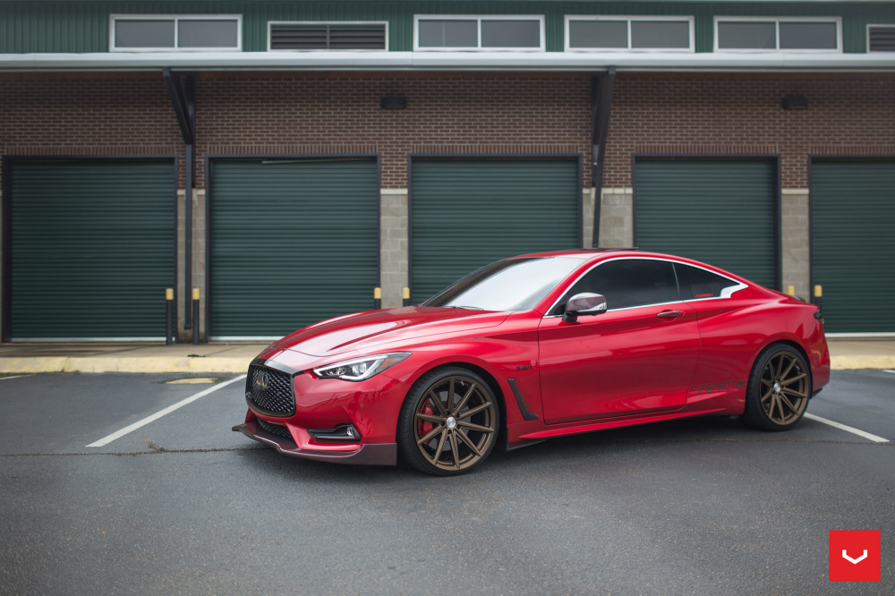 Infiniti Q60 на дисках Vossen VFS-10