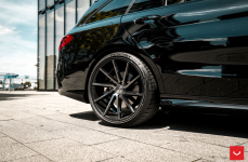 Mercedes-Benz C43 AMG на дисках Vossen CVT