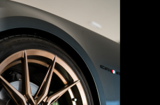 Chevrolet Camaro на дисках RFX13 Brushed Bronze