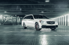 Mercedes E-Class (E63 AMG) на дисках VORSTEINER V-FF 107