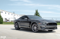 Ford Mustang на дисках NICHE Gemello